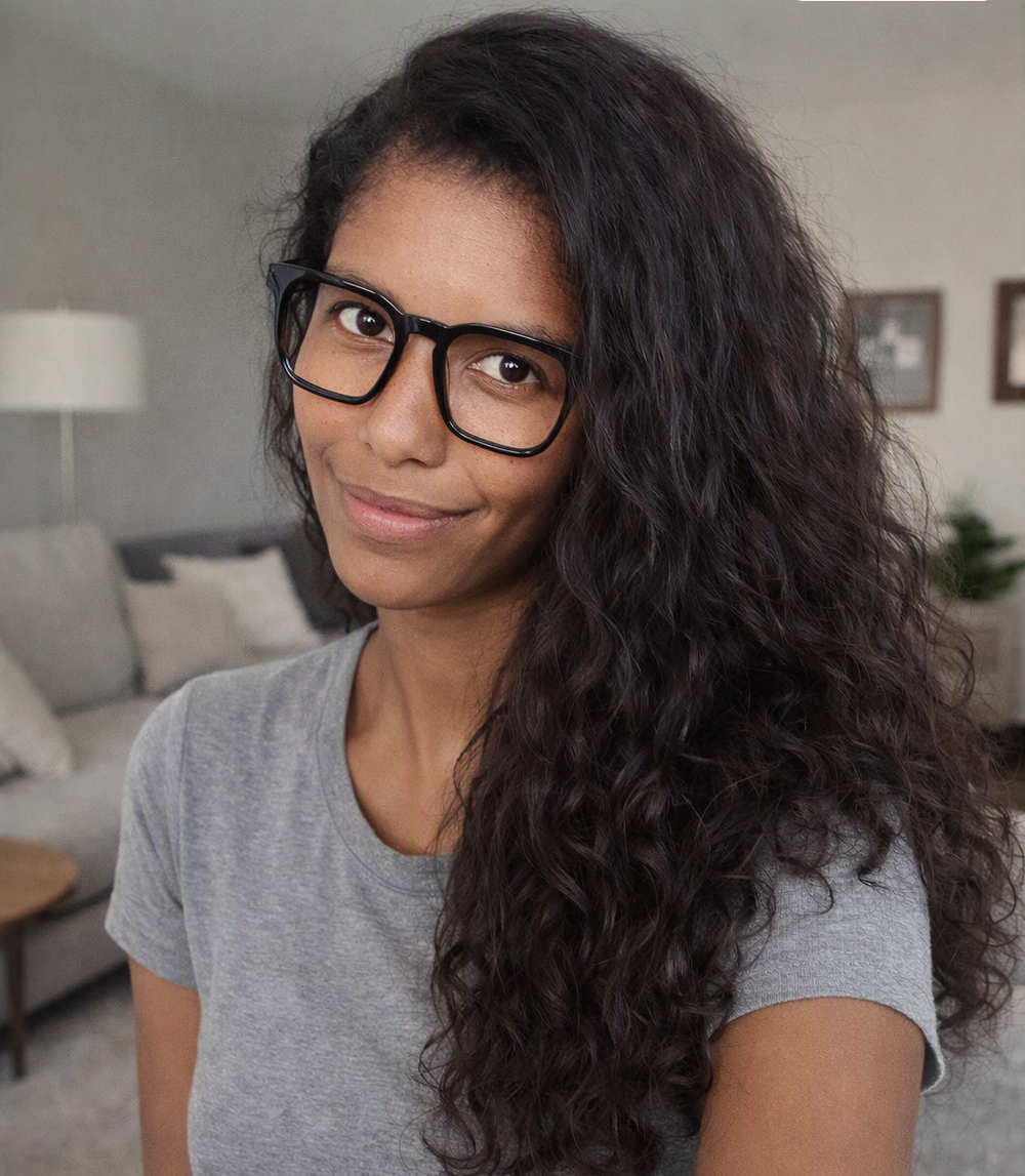 young women wearing black trendy reading glasses | Renee's Readers