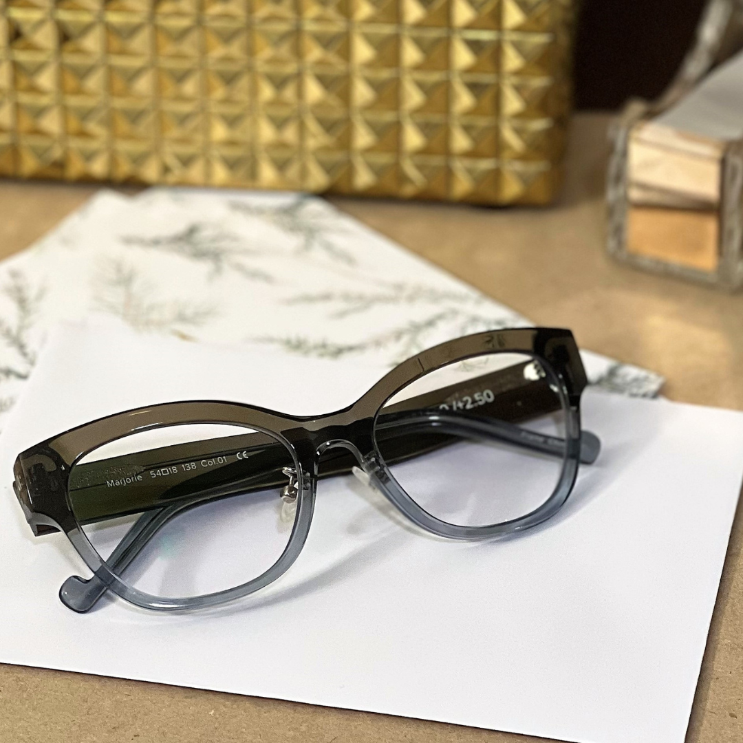 Graduated top reading glasses