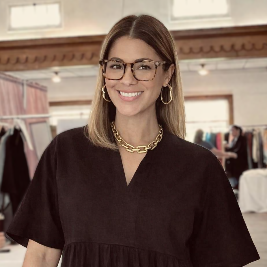 Woman wearing progressive glasses | Renee&