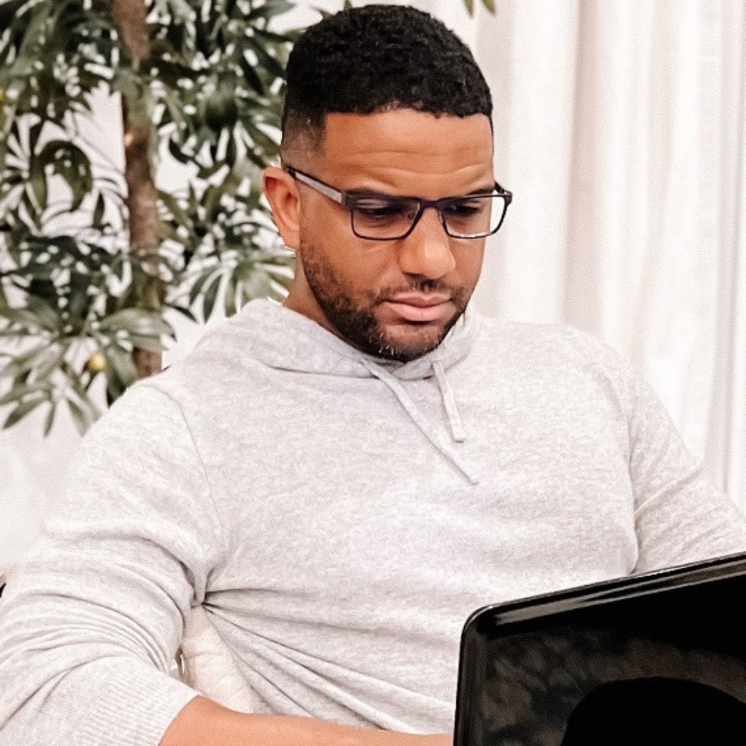 Best glasses shop for black men